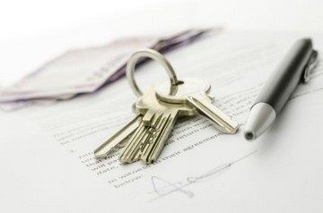 Как составить договор купли-продажи с обременением (залогом недвижимости)